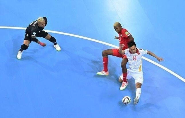 Cầu thủ trẻ Nguyễn Văn Hiếu được FIFA vinh danh.