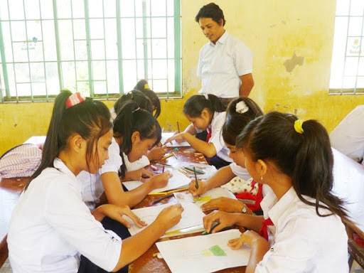 Tăng chất lượng dạy tiếng dân tộc thiểu số trong trường học