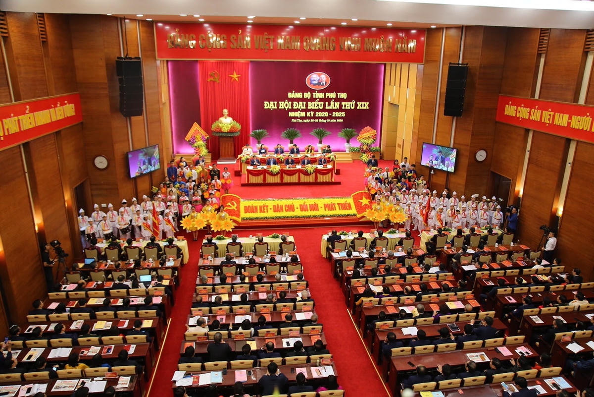 Đại hội Đảng bộ tỉnh Phú Thọ lần thứ XIX khai mạc sáng nay (27/10).