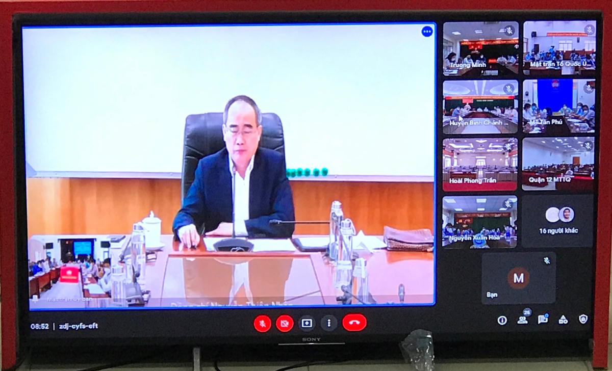 Ông Nguyễn Thiện Nhân phát biểu tại hội nghị (điểm cầu Hà Nội).