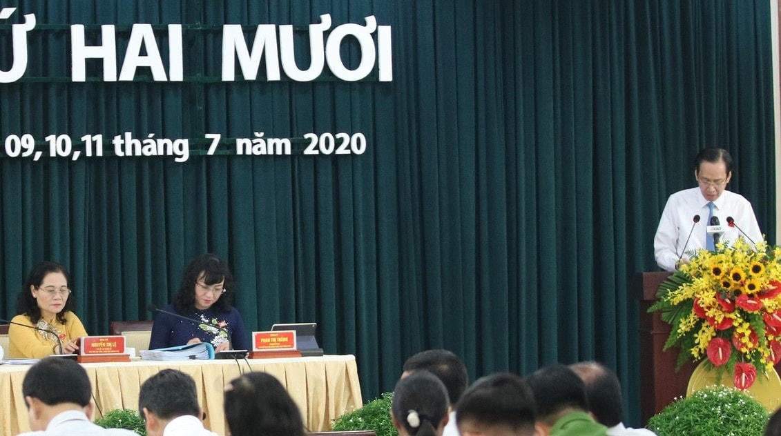 Quang cảnh phiên khai mạc kỳ họp thứ 20 HĐND TP HCM khóa IX.