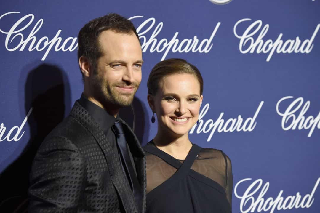 Natalie Portman - nữ diễn viên nổi tiếng đóng phim “Thor” và kết hôn với vũ công người Pháp Benjamin Millepied vào năm 2012.  