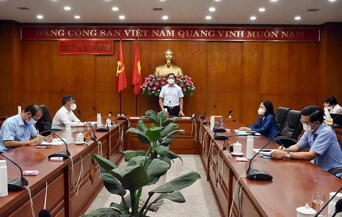 Ông Phạm Viết Thanh, Ủy viên Trung ương Đảng, Bí thư Tỉnh ủy Bà Rịa-Vũng Tàu phát biểu tại cuộc họp - Ảnh: Q. Vinh.