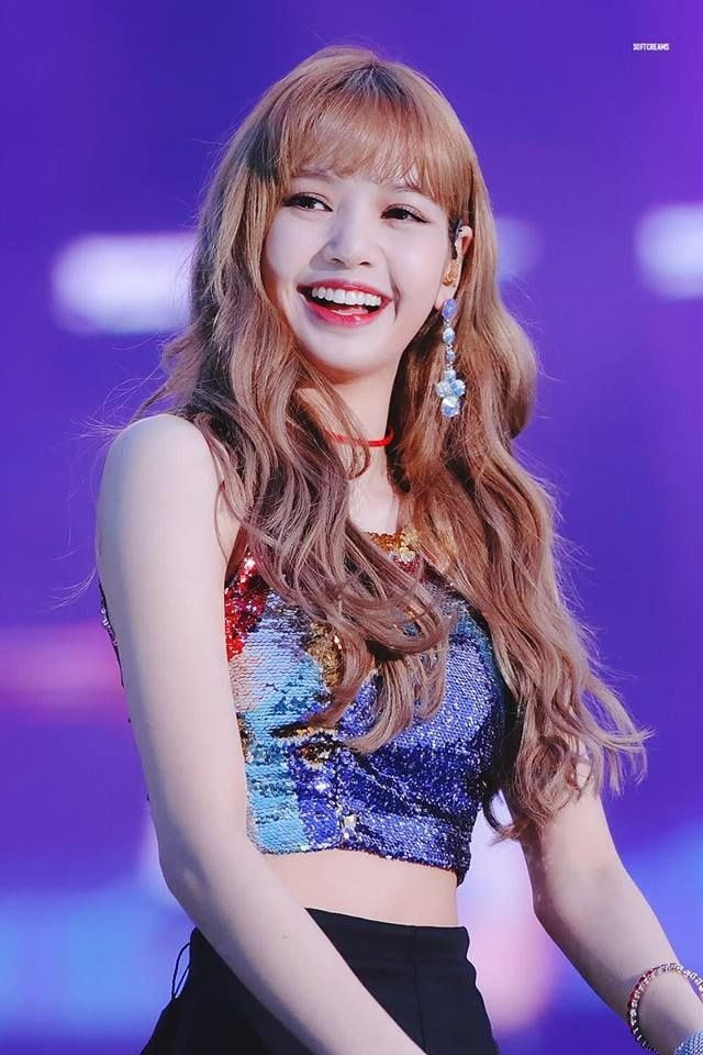Tân binh YG Entertainment gây ấn tượng bởi nhan sắc vô cùng xinh đẹp và tài năng không thua kém bất kì ai. 
