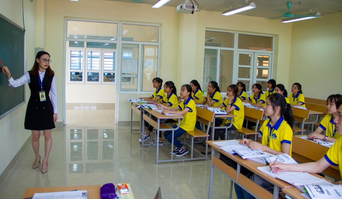 Với nhiều cơ chế ưu đãi thu hút giáo viên, học sinh, tỉnh Quảng Ninh hướng tới xây dựng Trường ĐH Hạ Long trở thành trung tâm thu hút đào tạo và phát triển nguồn nhân lực chất lượng cao của tỉnh cũng như cả khu vực Bắc Bộ.