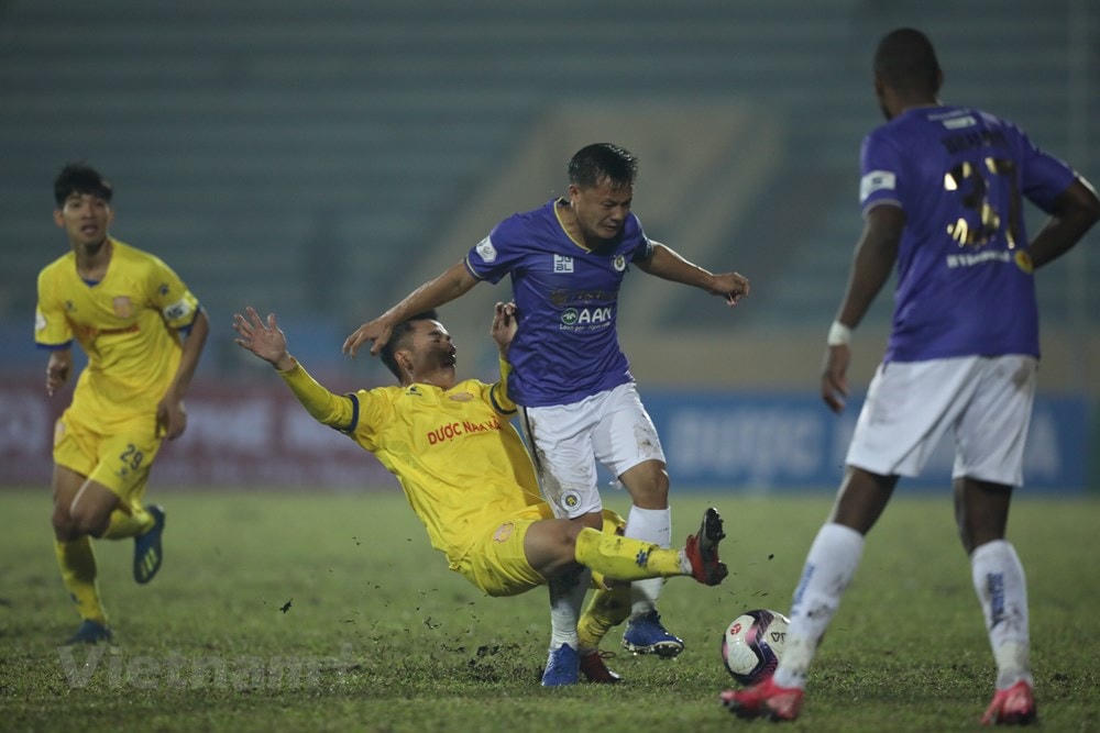 Điểm số trước Hà Nội FC cực kỳ quan trọng với Nam Định trong cuộc đua trụ hạng. (Ảnh: Hiển Nguyễn/Vietnam+).