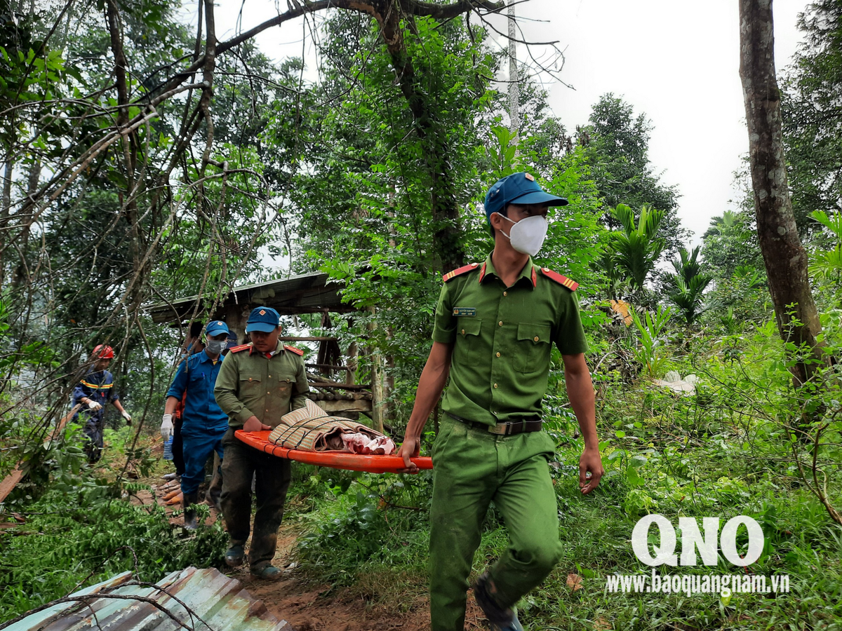 Một thi thể được tìm thấy.