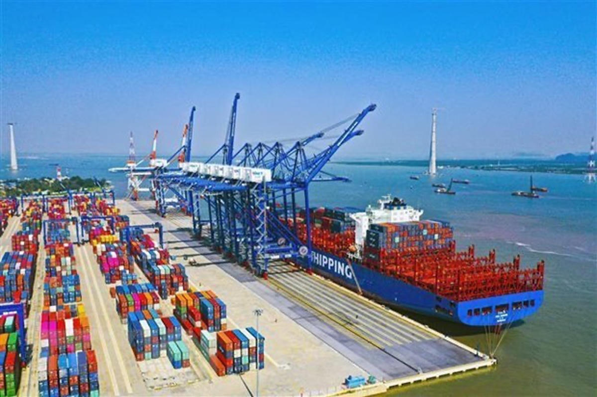 Bến cảng số 1, số 2, cảng Lạch Huyện (ảnh haiphong.gov.vn)