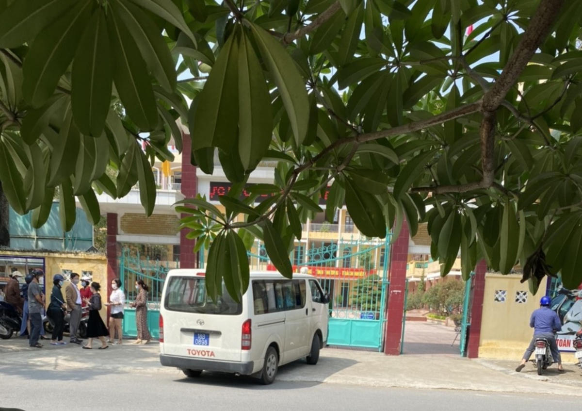 Nam Định đang huy động nhiều lực lượng, nhiều biện pháp ứng phó trước những diễn biến xấu về dịch Covid-19 trên địa bàn.