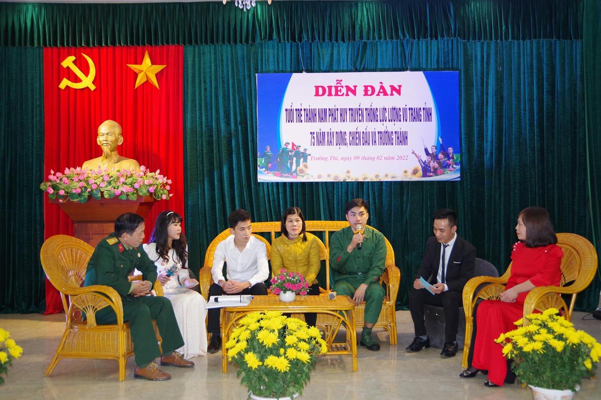 Trước ngày thanh niên nhập ngũ, phường Trường Thi, TP Nam Định tổ chức diễn đàn thanh niên với nhiệm vụ bảo vệ Tổ quốc.