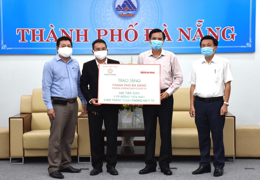 Tập đoàn Hòa Phát ủng hộ 6 tỷ đồng hỗ trợ phòng, chống dịch Covid-19
