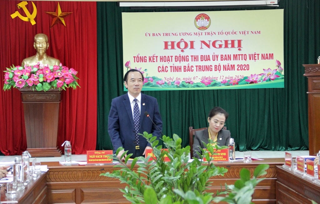 Phó Chủ tịch UBTƯ MTTQ Việt Nam Ngô Sách Thực kết luận Hội nghị.