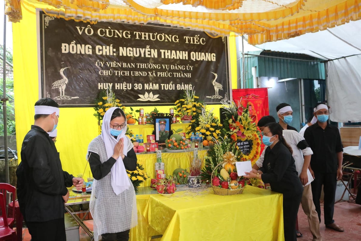 Lễ tang ông Nguyễn Thanh Quang, Chủ tịch UBND xã Phúc Thành.