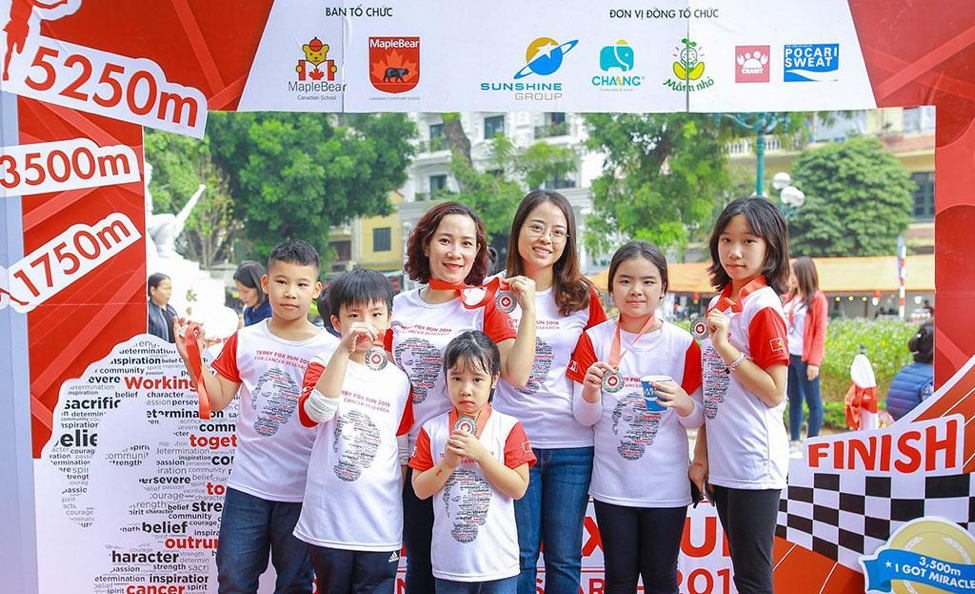 Sunshine Group nhiều năm là nhà tài trợ cho sự kiện Run For Hope hỗ trợ gây quỹ Terry Fox vì bệnh nhân ung thư tại Việt Nam.