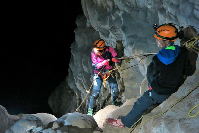 Tour khám phá hang Sơn Đoòng.