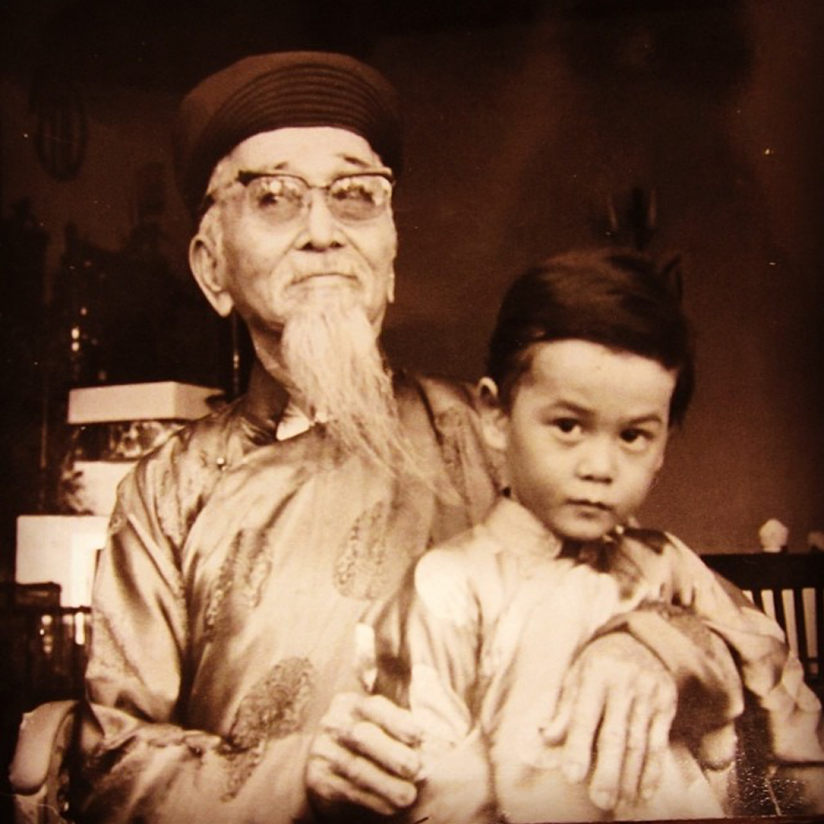 Biểu tượng Tân Sửu thăng hoa trong nghệ thuật đường phố Graffiti