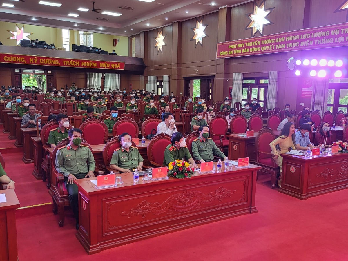 Toàn cảnh lễ bế mạc.