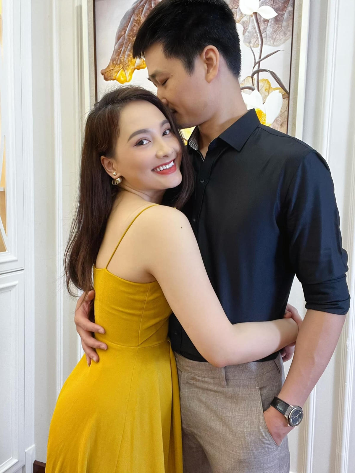 Người chồng làm công an điển trai kín tiếng của Bảo Thanh. 