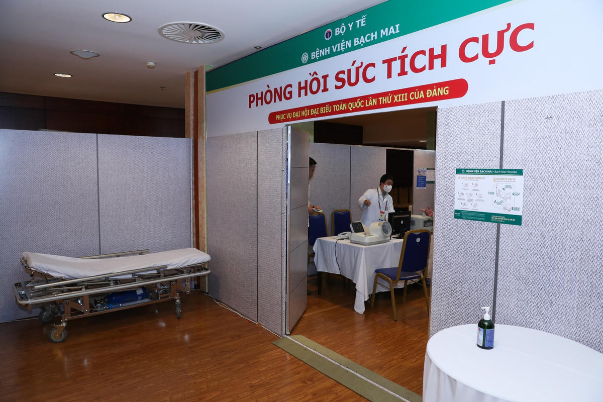 Khai trương Trung tâm Y tế phục vụ Đại hội XIII của Đảng