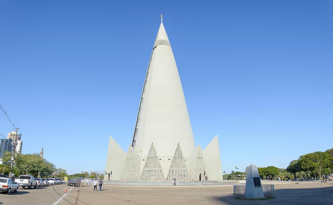 Nhà thờ Maringá, Brazil - là nhà thờ cao nhất ở Nam Mỹ, với chiều cao 124 m.  