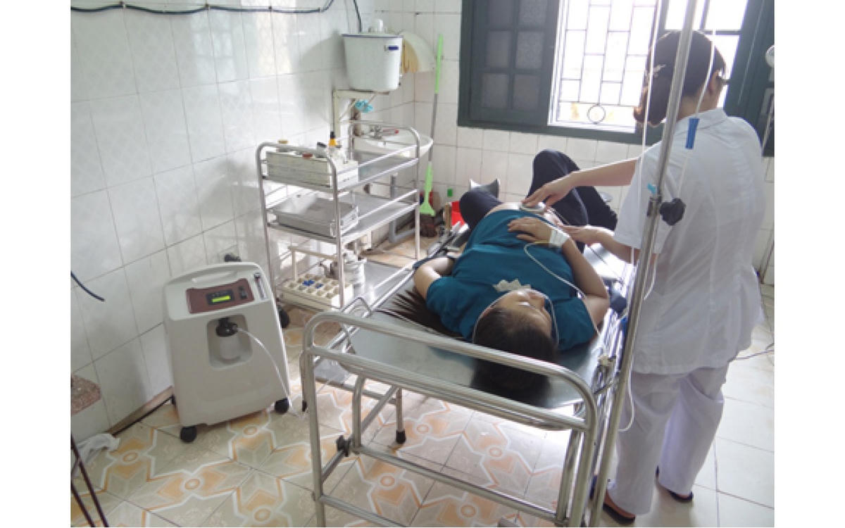 Người dân sử dụng máy tạo oxy cần sự quản lý, theo dõi của nhân viên y tế