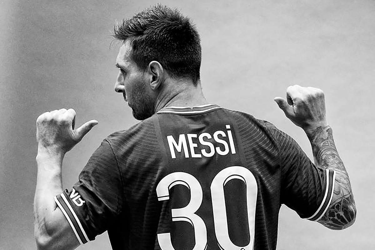 Messi chính thức 'cập bến' PSG