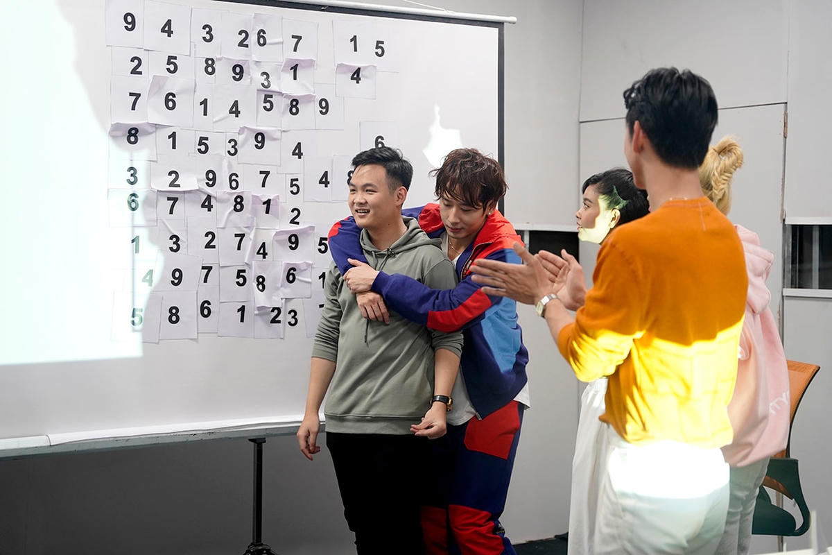 Thử Thách Trốn Thoát: ‘Siêu trí tuệ’ Hà Việt Hoàng liên tục ‘gánh team’