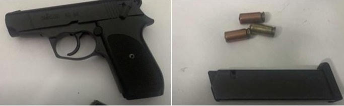 Khẩu súng và đạn ông Sướng dùng để dọa bắn người khác bị Công an thu giữ.