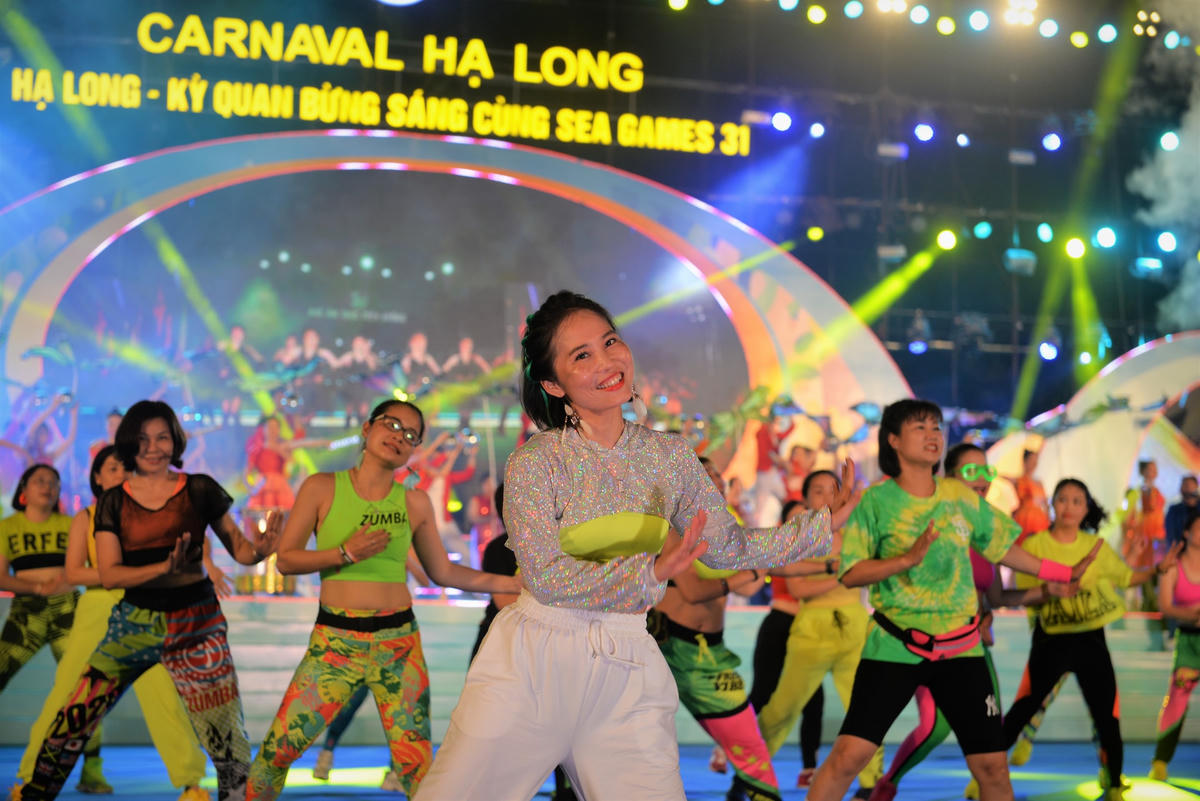 [Ảnh] Carnaval Hạ Long 2022: 'Châm ngòi' bùng nổ du lịch Quảng Ninh dịp 30-4 và 1-5