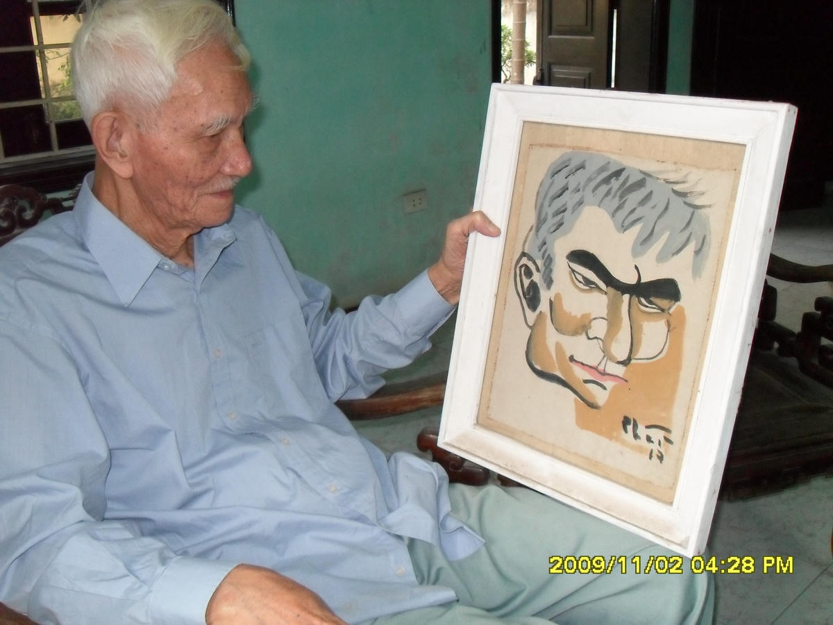 Cụ Nguyễn Bá Đạm và bức chân dung do họa sĩ Bùi Xuân Phái vẽ (ảnh chụp năm 2009)