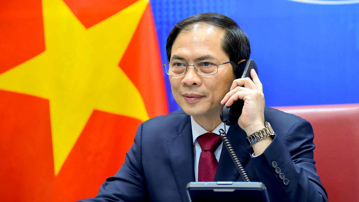 Bộ trưởng Bộ Ngoại giao Bùi Thanh Sơn làm Tổ trưởng Tổ công tác của Chính phủ về ngoại giao vaccine. Ảnh VGP.