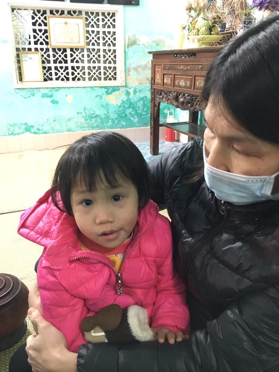 Hiện cháu bé được gia đình ông Sửu nuôi dưỡng.