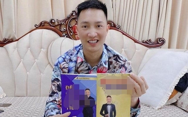 Bùi Xuân Huấn phải nộp phạt 17,5 triệu đồng cho hai hành vi: phát ngôn sai sự thật trên facebook và bán 2 cuốn sách nói trên khi không có giấy chứng nhận đăng ký hộ kinh doanh.