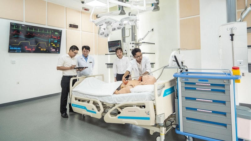 VinUni sở hữu thư viện kỹ thuật số rộng lên tới 4.000 m2 hoạt động 24/7, nơi các sinh viên học tập, làm việc nhóm, các dự án khởi nghiệp trong không gian tiện nghi và công nghệ cao.