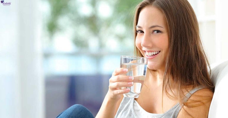 Sau tiêm vaccine Covid-19 cần kiêng khem như thế nào?