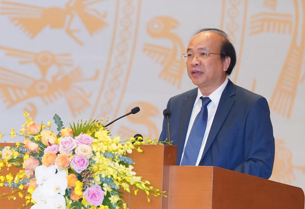 Thứ trưởng Bộ Tư pháp Phan Chí Hiếu phát biểu tại Hội nghị. Ảnh: VGP/Quang Hiếu.