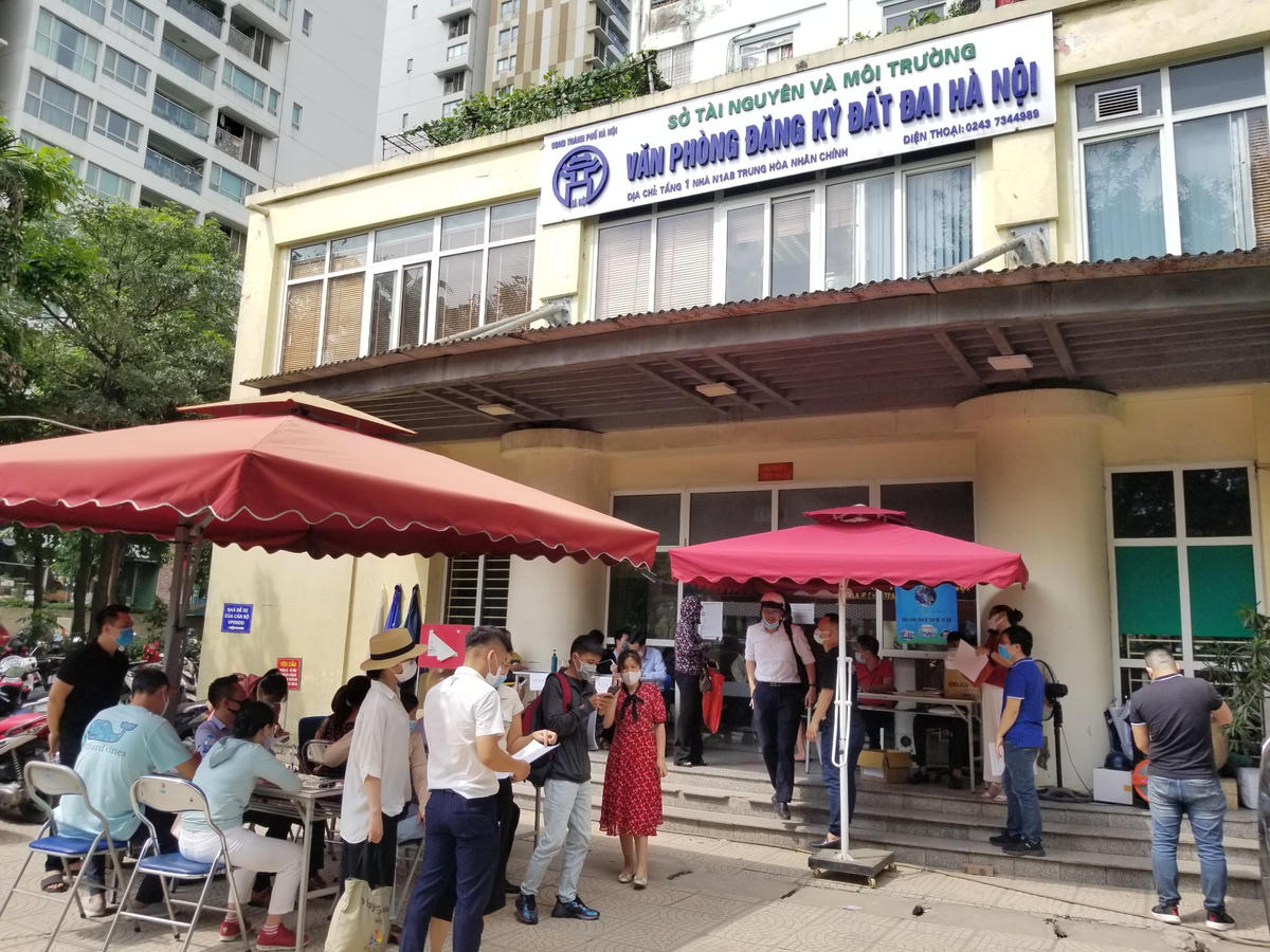 Hà Nội: Cơ quan hành chính 'gắt gao' phòng chống dịch Covid-19