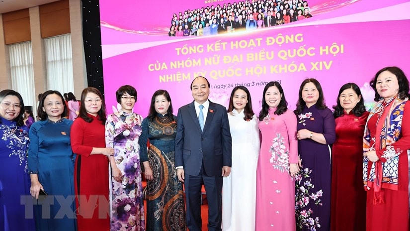 Nữ đại biểu Quốc hội đóng góp tích cực vào việc bảo đảm sự công bằng, bao trùm trong các chính sách, pháp luật được trình Quốc hội. (Ảnh: TTXVN).