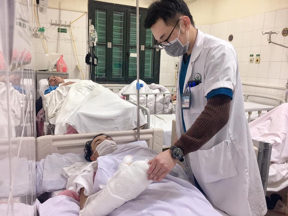 Điều trị bệnh nhân chấn thương do pháo.