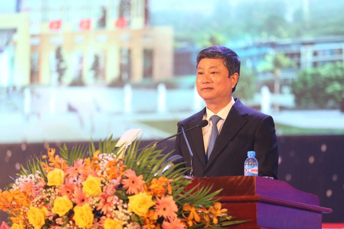 Ông Võ Văn Minh, Chủ tịch UBND tỉnh Bình Dương phát biểu tại Lễ kỷ niệm 25 năm thành lập tỉnh (ảnh Thảo Nguyên).