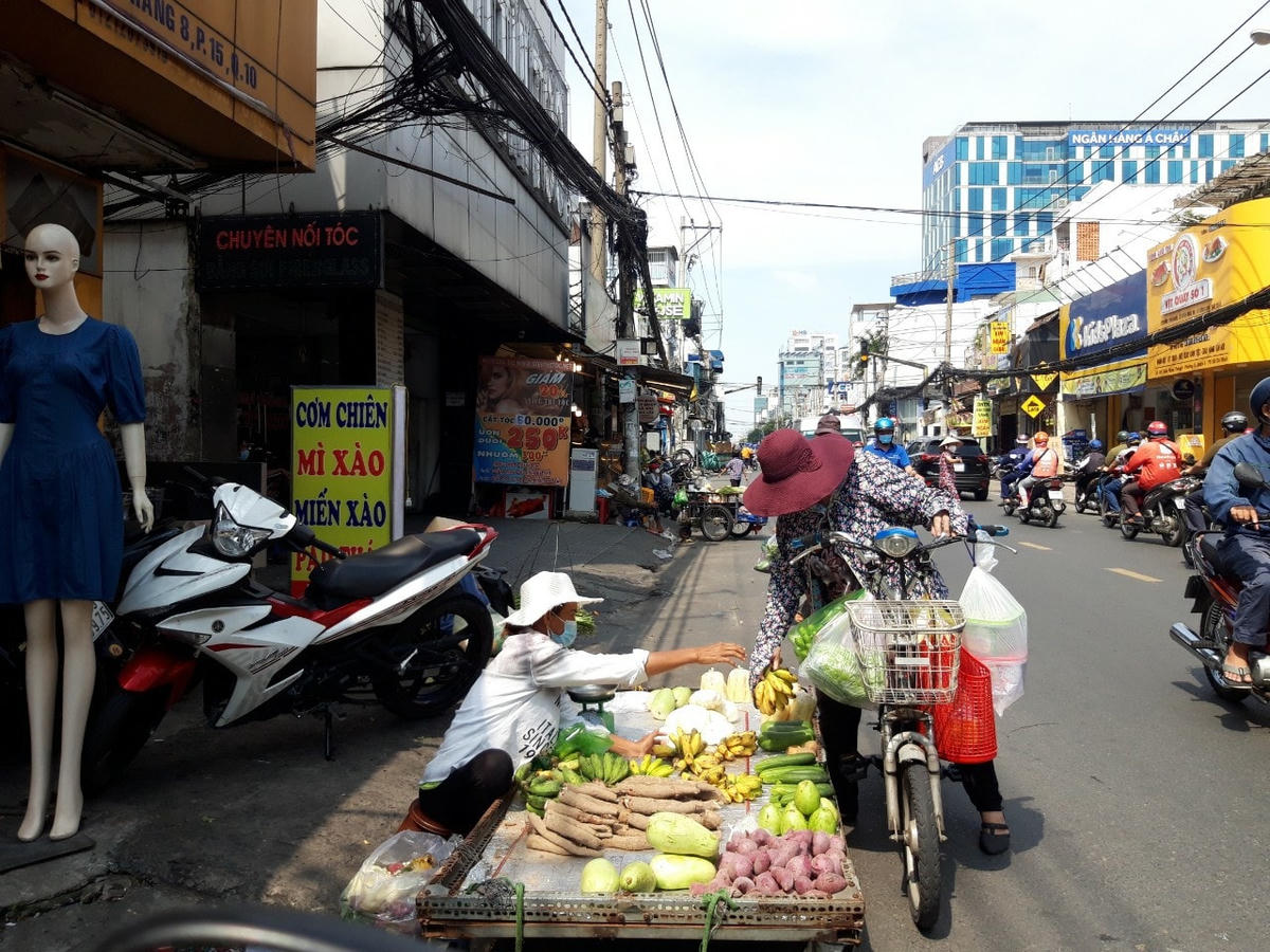 Rau củ quả tăng từ 3.000 - 5.000 đồng/kg, tùy loại.