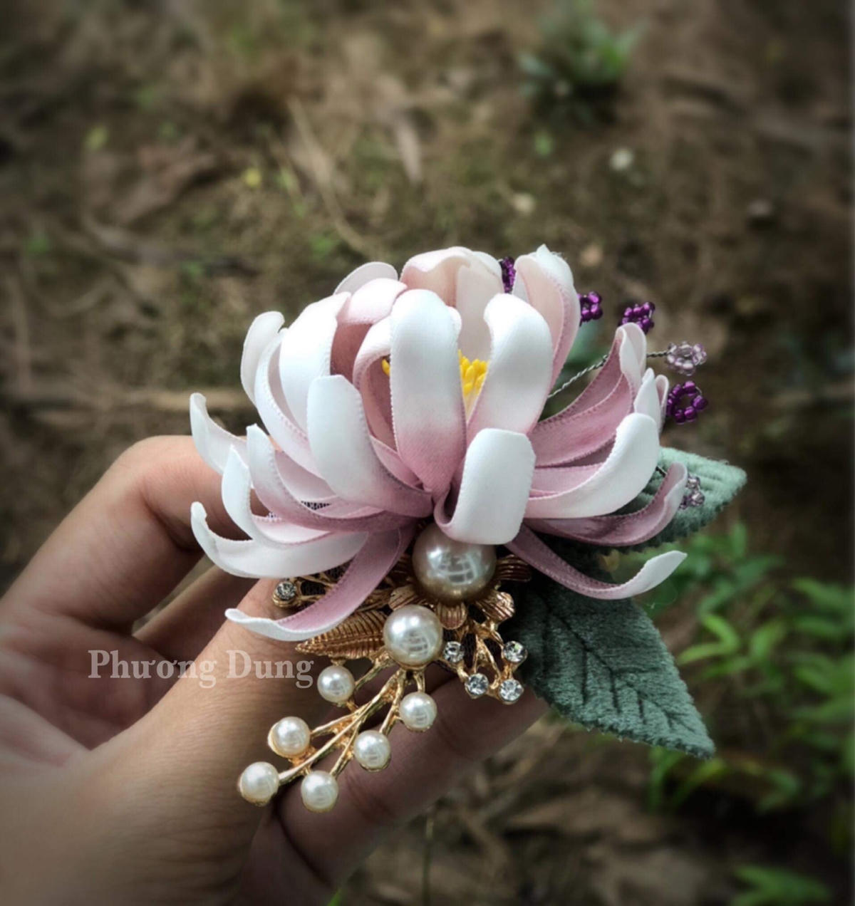 Sản phẩm hoa cài áo.