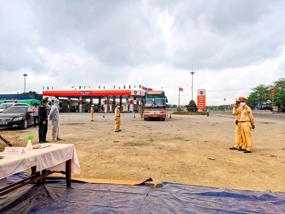 Chốt kiểm soát dịch cầu Nghìn được xác định để lọt xe khách từ vùng dịch vào Hải Phòng