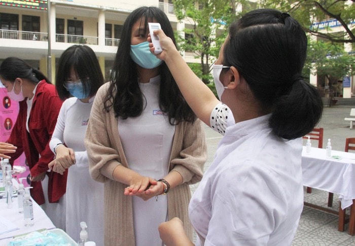 TP Hồ Chí Minh: Dịch bệnh phức tạp, Sở GD-ĐT đề nghị kết thúc năm học sớm