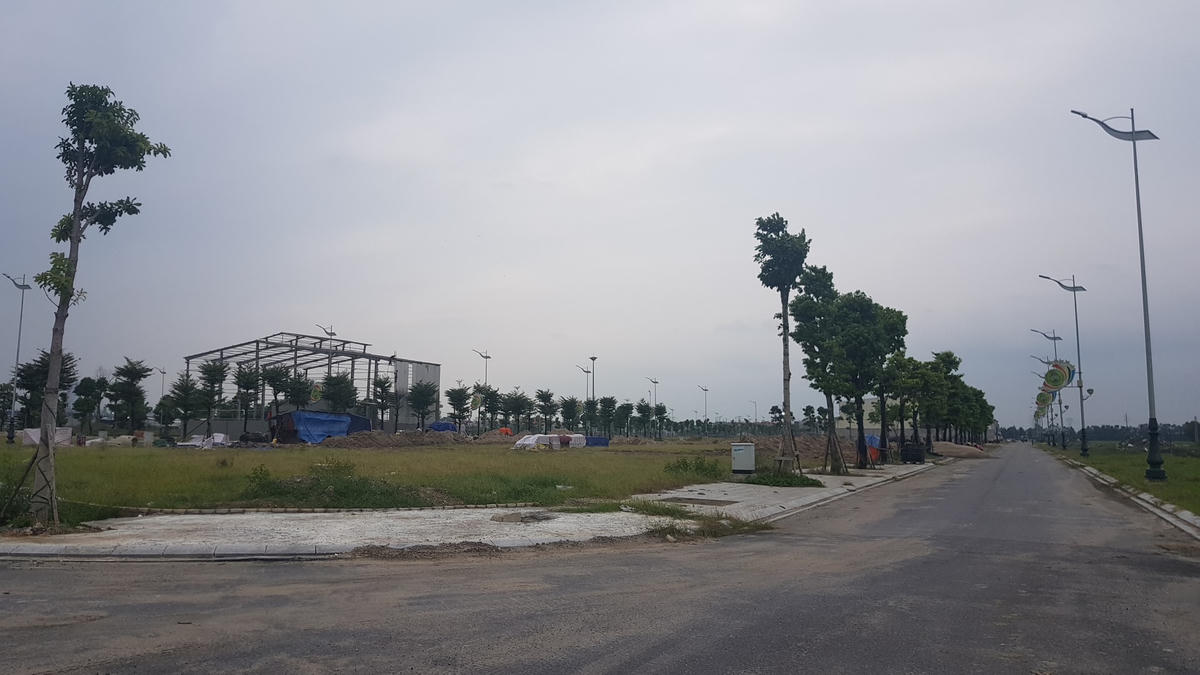 Tới thời điểm hiện tại, Hanaka chưa cho xây dựng Nhà máy xử lý nước thải tập trung tại CCN Làng nghề Mẫn Xá. Ảnh: Hà An. 