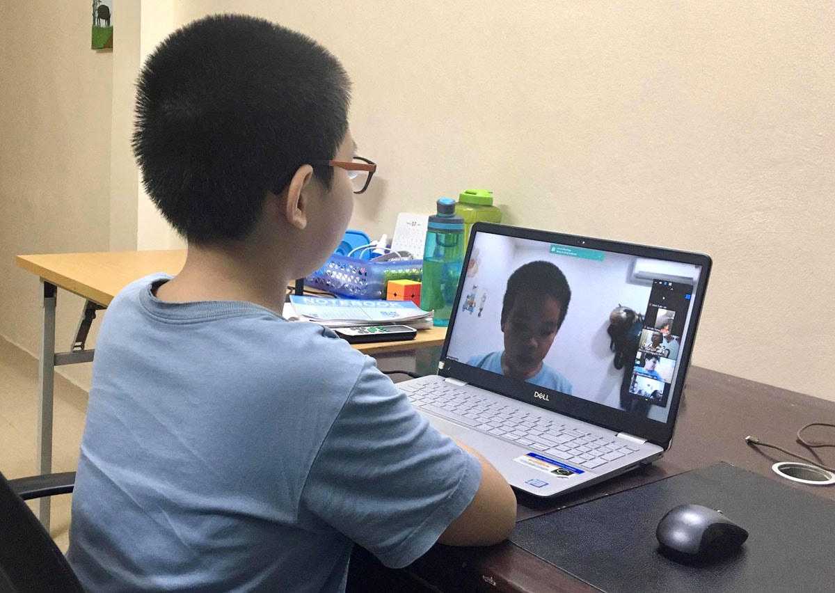 Việc hai tuyến cáp quan trọng gặp sự cố gây ảnh hưởng đến việc học và làm việc trực tuyến.
