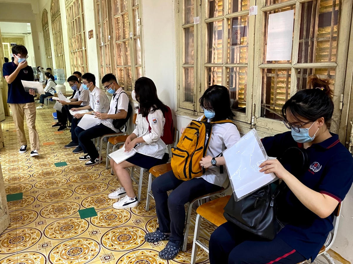 Thí sinh dự thi Kỳ thi tốt nghiệp THPT năm 2021 đợt 1. Ảnh: Nguyễn Hoài.
