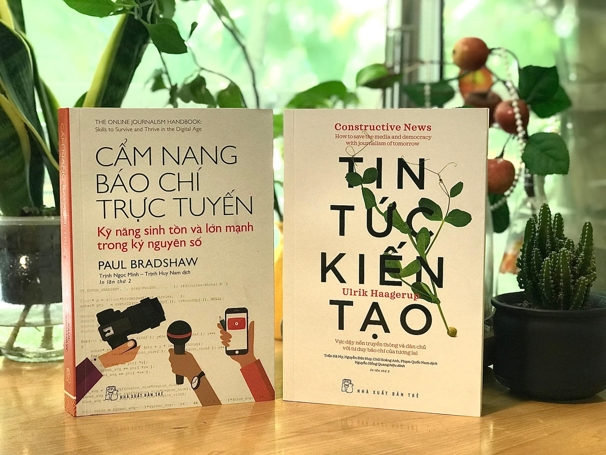 2 cuốn sách hữu ích cho những ai quan tâm với nghề báo.