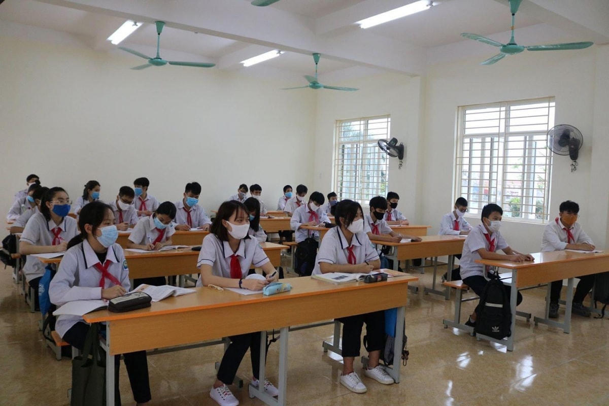 Học sinh các cấp học được xét nghiệm xác suất. 