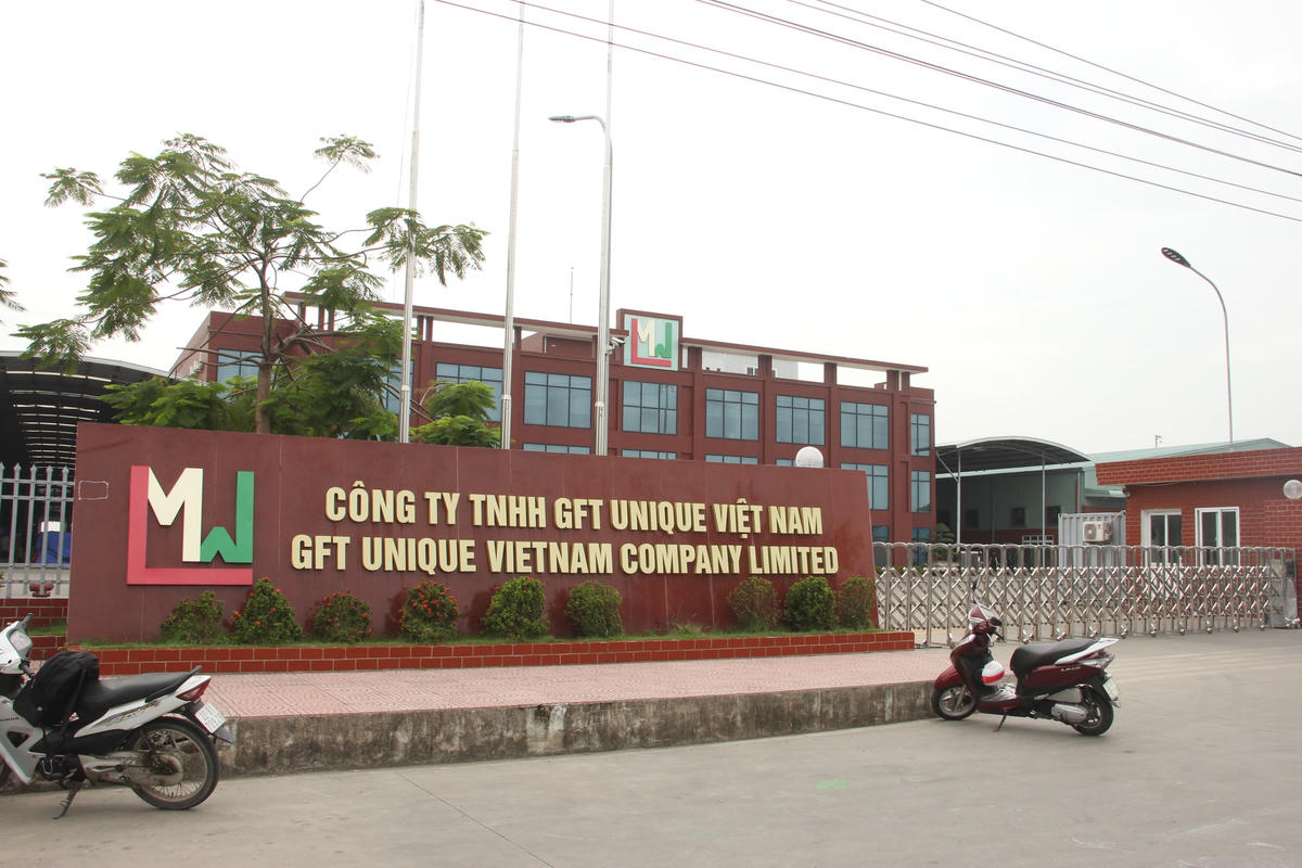 Công ty TNHH GFT UNIQUE Việt Nam ở xã Thanh Giang, huyện Thanh Miện, tỉnh Hải Dương được yêu cầu tạm thời đóng cửa sau khi phát hiện 1 công nhân dương tính với SARS-CoV-2. 